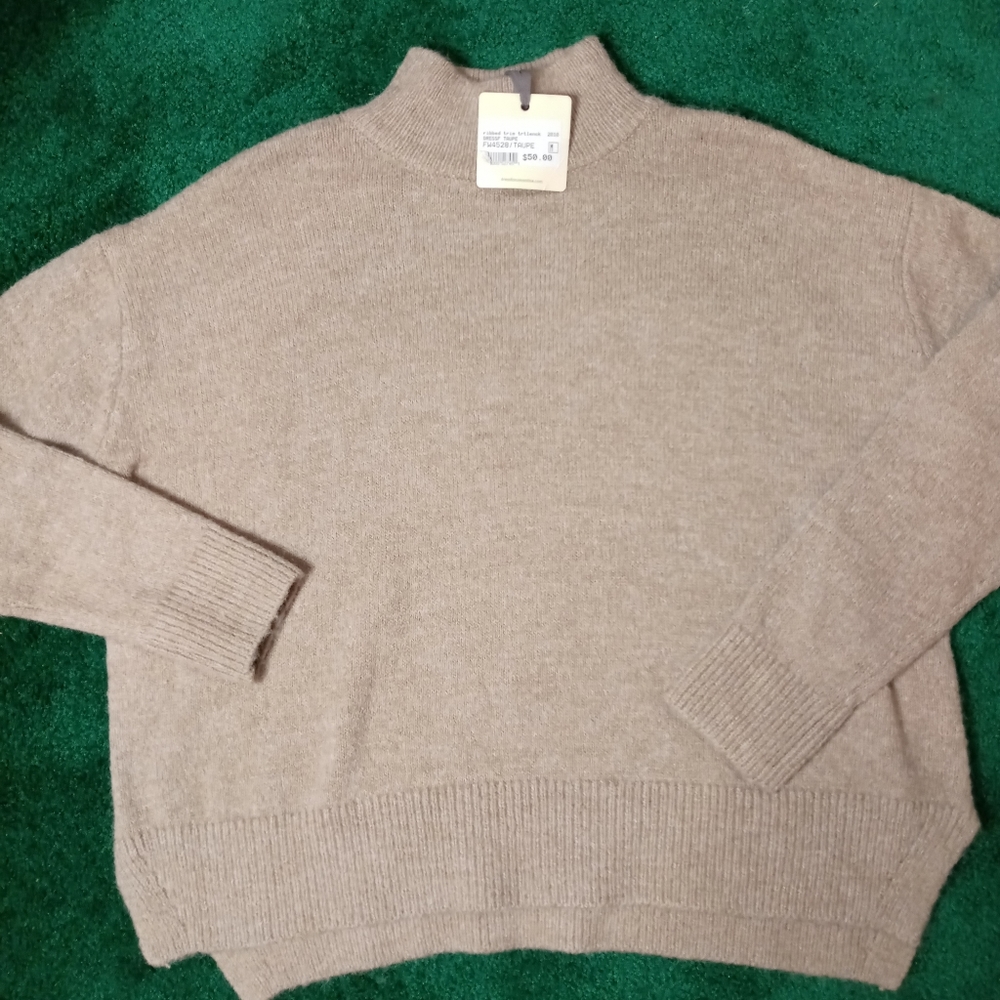 Dress Forum Sweater NWT